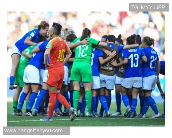 球星云集激情对决精彩纷呈点燃绿茵场巅峰足球盛宴 球星云集激情对决精彩纷呈点燃绿茵场巅峰足球盛宴